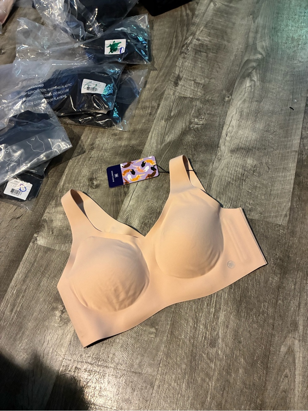 Women’s Honeylove SoftForm Bra LiftWear V Neck New NWT SZ XL Blush